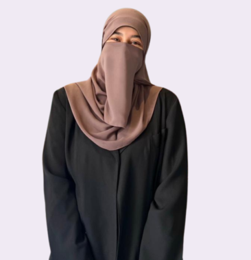 اخصائية تجميل